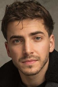 Kerim Hassan in Culpa Mía: London