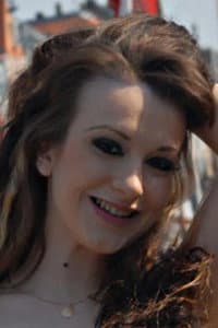 Jade Summers in Flickskolan