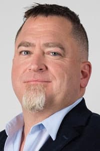 Luis Elizondo in The Observers