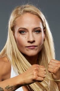 Ebanie Bridges in Josh Warrington vs. Luis Alberto Lopez