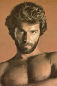 George Payne in Mascara
