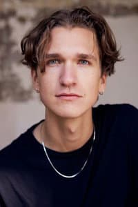 Alex Junge in Butterfly