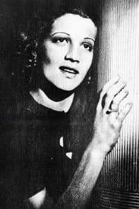 Maria Amaro in O Samba da Vida
