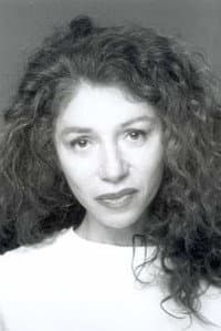 Myriam Mézières in Poussière d'empire