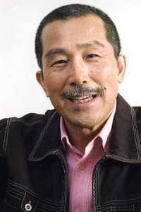 Atsushi Watanabe in 沖縄10年戦争
