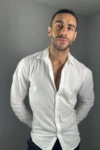 Raphaël Niba in Café Limbo