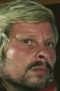 Italo Gasperini in Achtung! The Desert Tigers