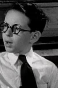 Darwood Kaye in Three Men in a Tub