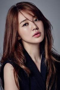 Yoon Eun-hye in 궁