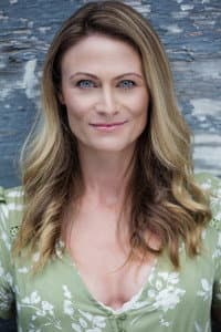 Carolyn Dante in Housekeeping