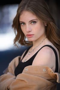 Isabelle Poloner in Camp Oleander
