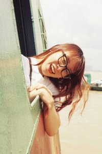 Thu Giang in Thru The Wire
