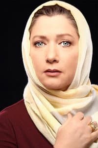 Fariba Motakhasses in Sib-e sorkh-e Hava
