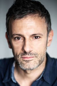 Mathieu Bisson in Hitch