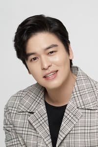 Lee Jang-woo in 성스러운 아이돌
