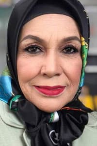 Ku Faridah in Mana Ada Hantu Malam Raya