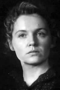 Elena Kondratyeva in Репортаж с линии огня