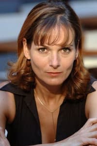 Cécilia Hornus in Quelque chose de mal