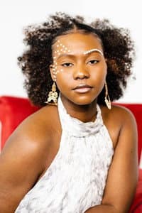 Ife Alaba in Elfreda