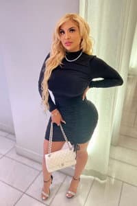 Vee Amorrr in Don't Fumble Me Twice