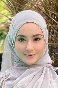Hannah Delisha in Cruise Cinta Lebaran