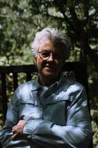 Char Hecht in Hands: A Preface to History
