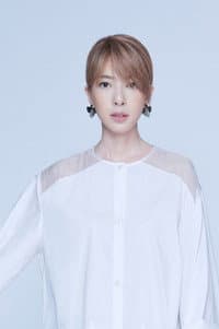 Jozie Lu in 3904英呎