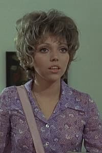 Stella Mooney in Die Blume von Hawaii