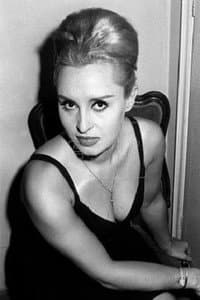 Mara Laso in La chica del gato
