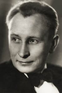 Pavel Sukhanov in Сегодня новый аттракцион