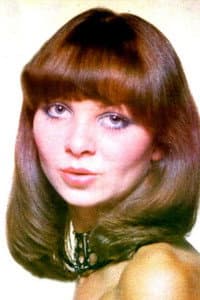 Suzy Mandel in Blonde Ambition