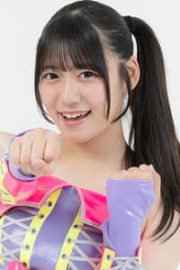Momo Satō in BECOMING