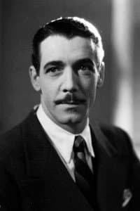 Juan José Piñeiro in Piña madura