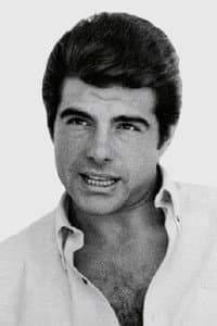 Juan Luis Galiardo in Adiós con el corazón