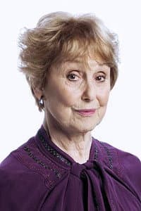 Una Stubbs in A Cup O' Tea An' A Slice O' Cake - Worzel Gummidge Christmas Special