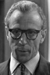 Geoffrey Lewis in The Power of Dawn