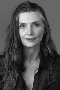 Ángela Molina in Un château en Espagne
