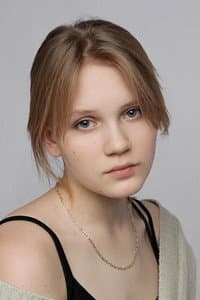 Anna Osipova in Закругляемся
