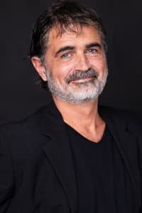 Asier Hernández in Hil kanpaiak