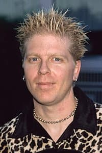 Dexter Holland in The Offspring: Huck It