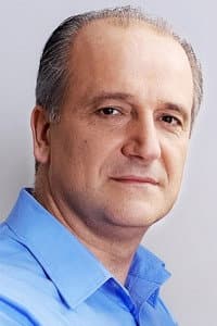 Maciej Tomaszewski in Sprzedawca chleba