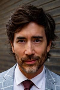 Andrew Roach in Mira Mira