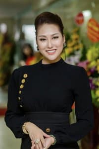 Phi Thanh Vân in Long Ruồi