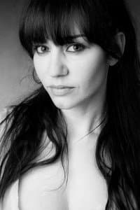 Emma Caballero in El cura y el veneno