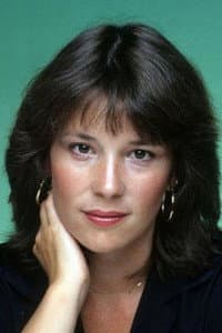 Jennifer Salt in Out of the Darkness