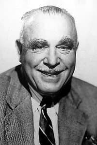 Fred Kelsey in Secrets of the Lone Wolf