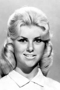 Mary Hughes in The Wild Weird World of Dr. Goldfoot