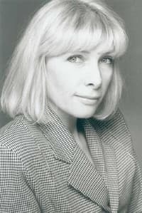 Martyne Visciano in Une nana pas comme les autres