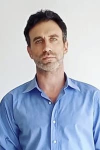 Juan Azar in Noche de novias
