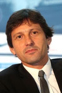 Leonardo Araújo in Dois Coveiros